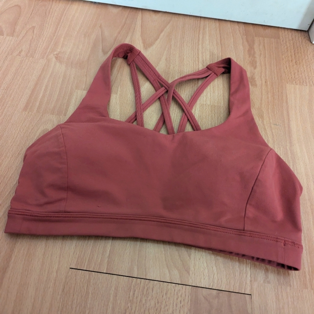 Like New Lululemon Free To Be Serene Sports Bra (Size 6)